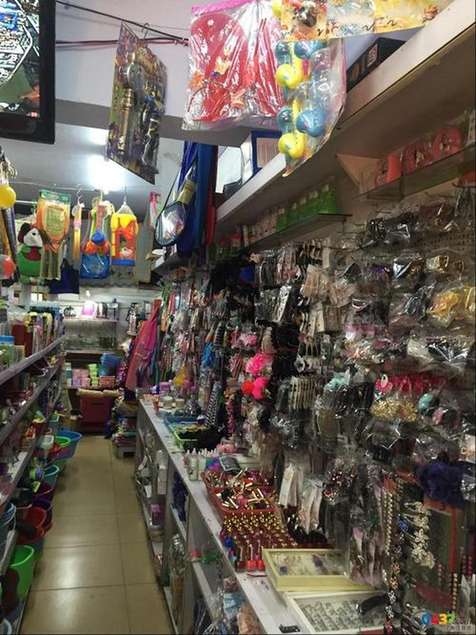2元店货源批发在哪里进货? ①批发市场 ②浙江义乌商品批发市场 ③相