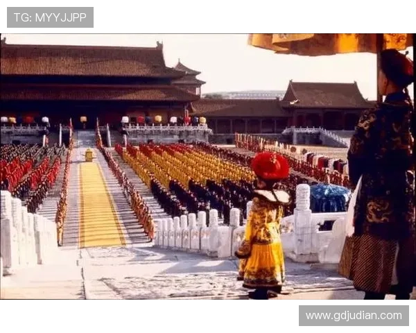 《末代皇帝》:历史洪流中的哀歌,权力轮回的挽歌 《末代皇帝》:历史洪流中的哀歌,权力轮回的挽歌